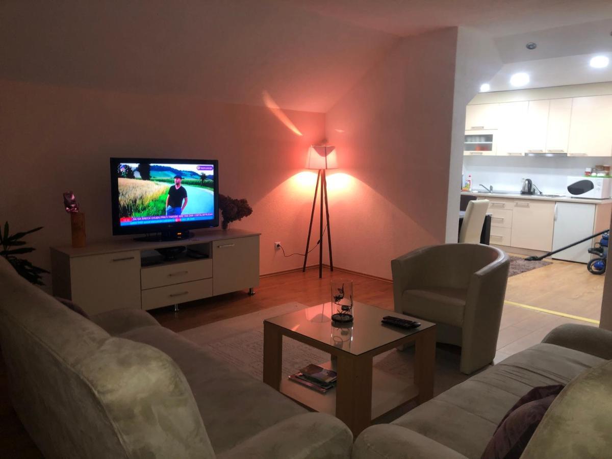 Apartments Dedic Dubrave Gornje Ngoại thất bức ảnh
