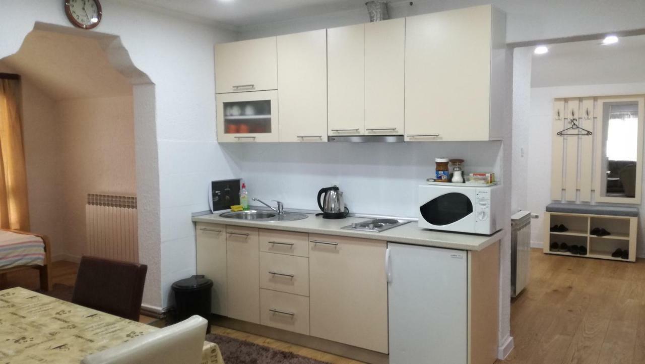 Apartments Dedic Dubrave Gornje Ngoại thất bức ảnh